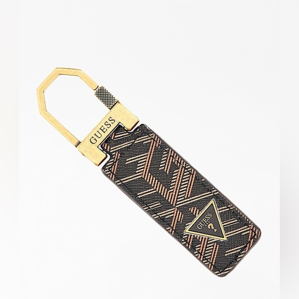 New GUESS Ederlo logo g cube key ring